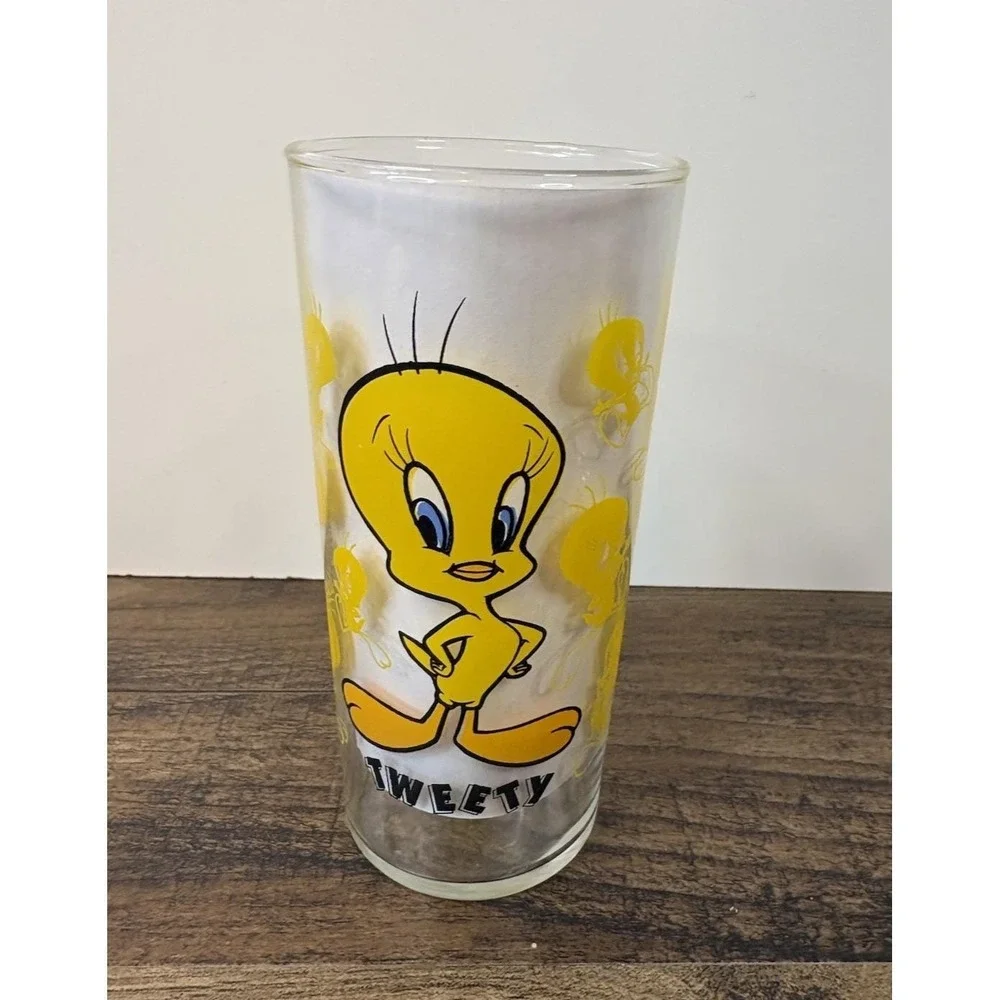 Vintage Tweety All Over Print Drinking Glass Warner Bros Looney Tunes